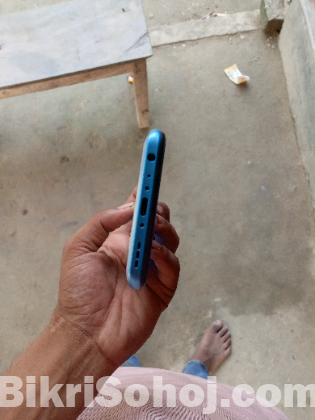 Vivo y50